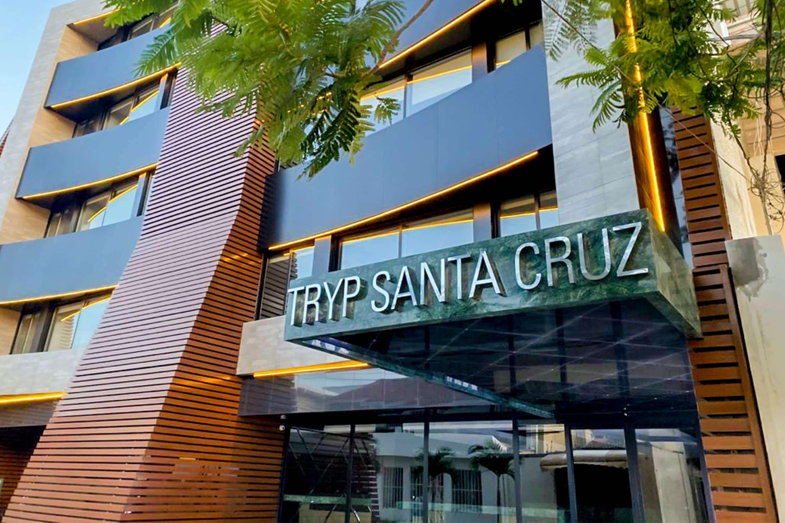 Tryp By Wyndham Santa Cruz Hotel Santa Cruz de La Sierra Exterior photo